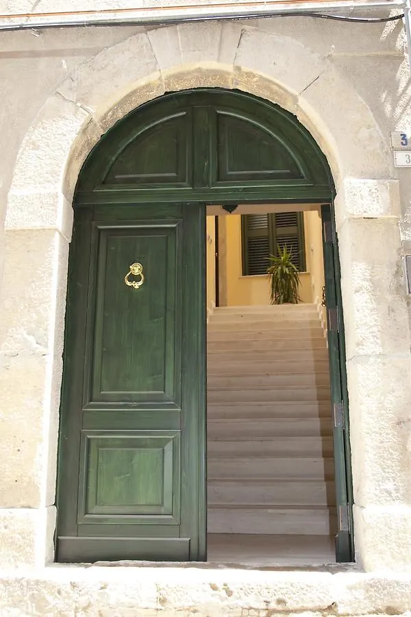Bed and Breakfast Il Portico Dei Normanni Butera Frühstückspension